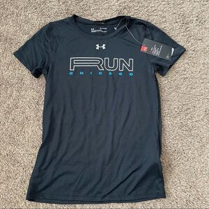 NWT Under armour heat heat t shirt XS